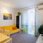 Appartamento Gorgeous In With Wifi San Pietro di Brazza