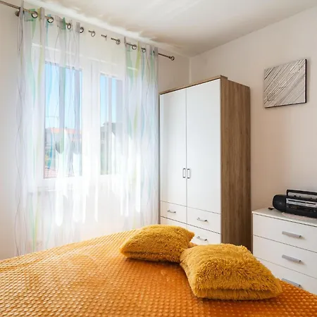 2 Bedroom Beautiful In